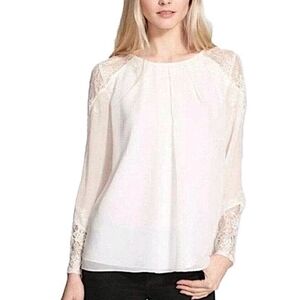 ALICE + OLIVIA Danyelle Feminine Ivory Lace Pleat Front Silk Blouse Size M